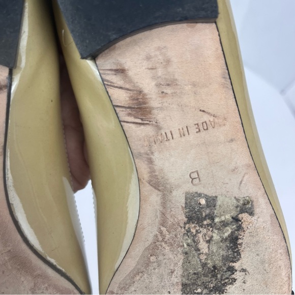 Kate Spade tan pointed toe flat w/black bow accents-Woman’s 6 - Picture 4 of 15